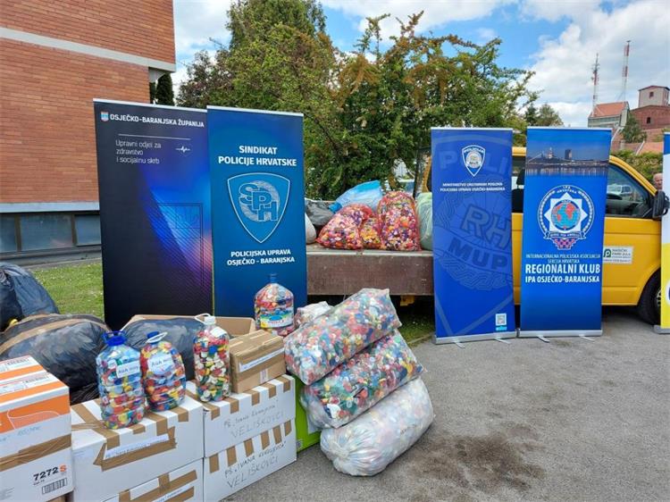 Slika /2024/Prevencija/Plastični čepovi/640bd259ffdced90830152d1191e7a38_XL.jpg